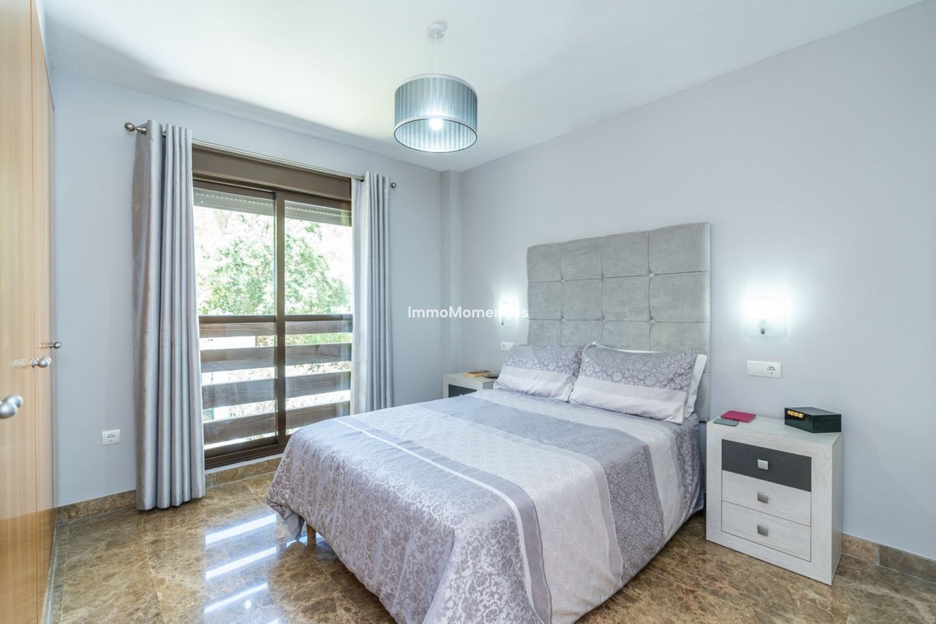 Wiederverkauf - Wohnung - Estepona  - Selwo