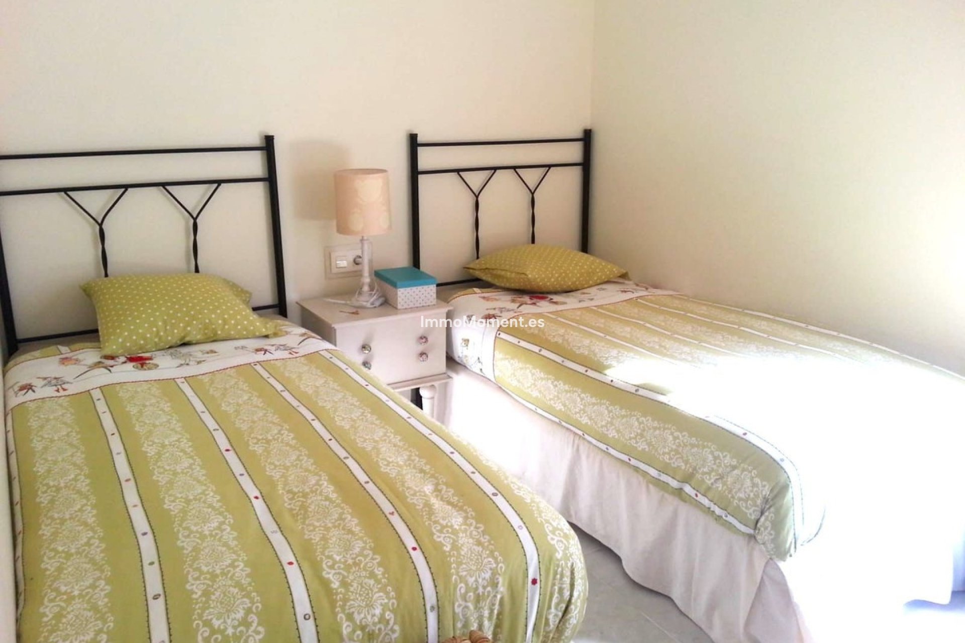 Wiederverkauf - Wohnung - Estepona  - Valle Romano