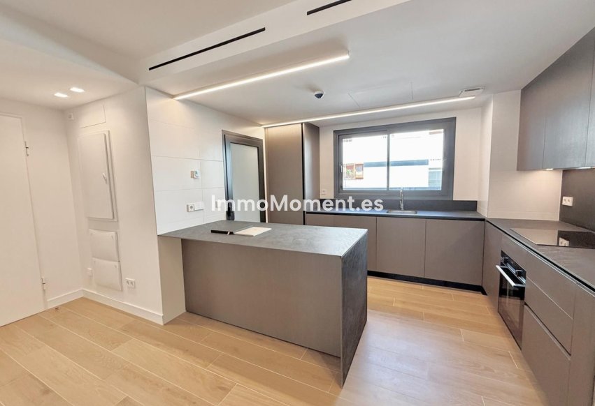 Wiederverkauf - Wohnung - Fuengirola - Fuengirola Centro