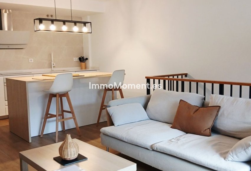 Wiederverkauf - Wohnung -   Inländisch - Alhaurín de la Torre