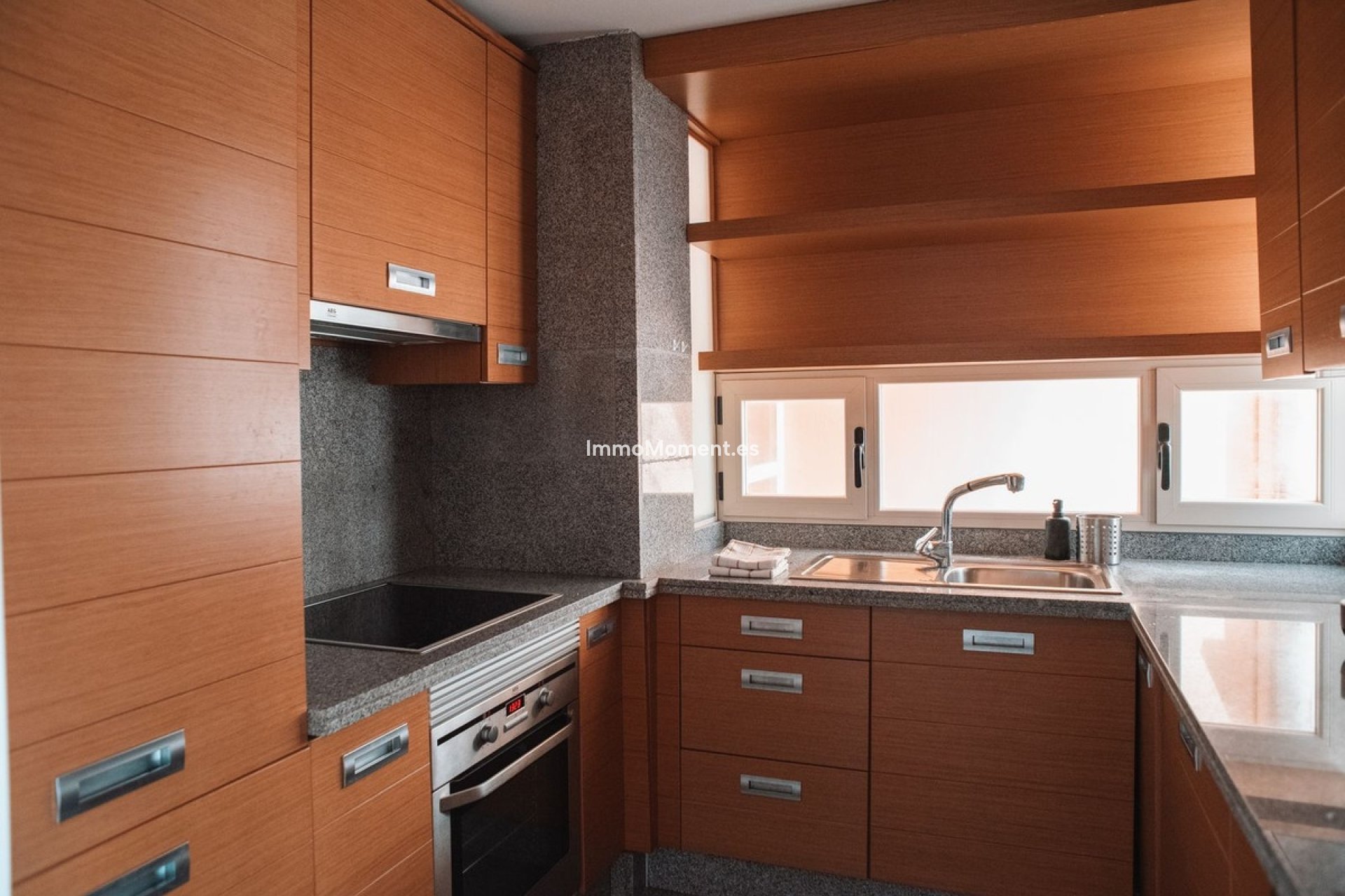 Wiederverkauf - Wohnung -   Inländisch - Alhaurín de la Torre