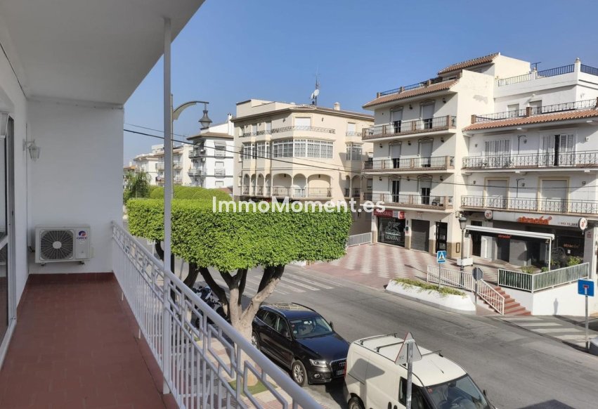 Wiederverkauf - Wohnung -   Inländisch - Alhaurín el Grande Centro