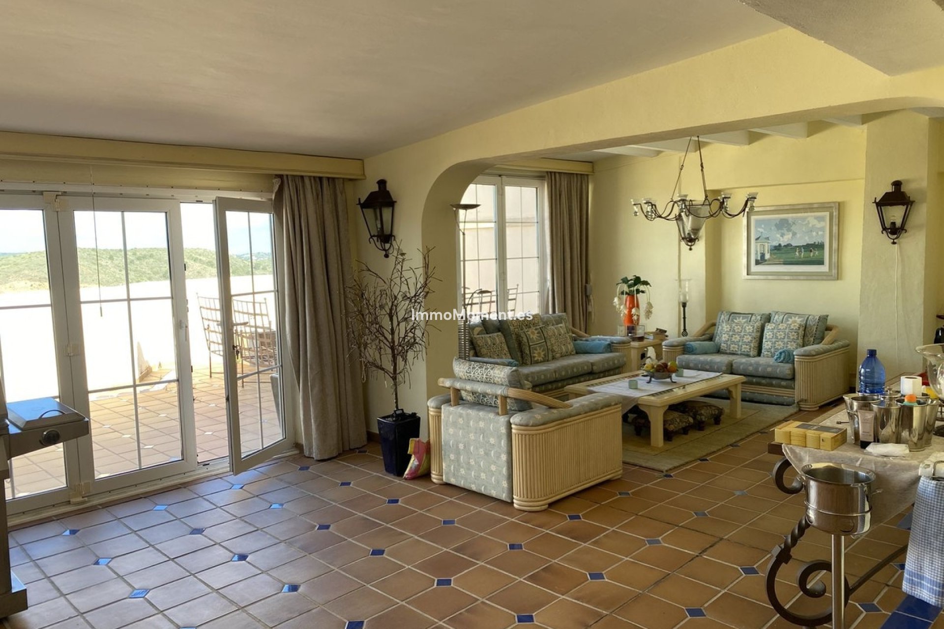 Wiederverkauf - Wohnung -   Inländisch - Alhaurín el Grande Centro