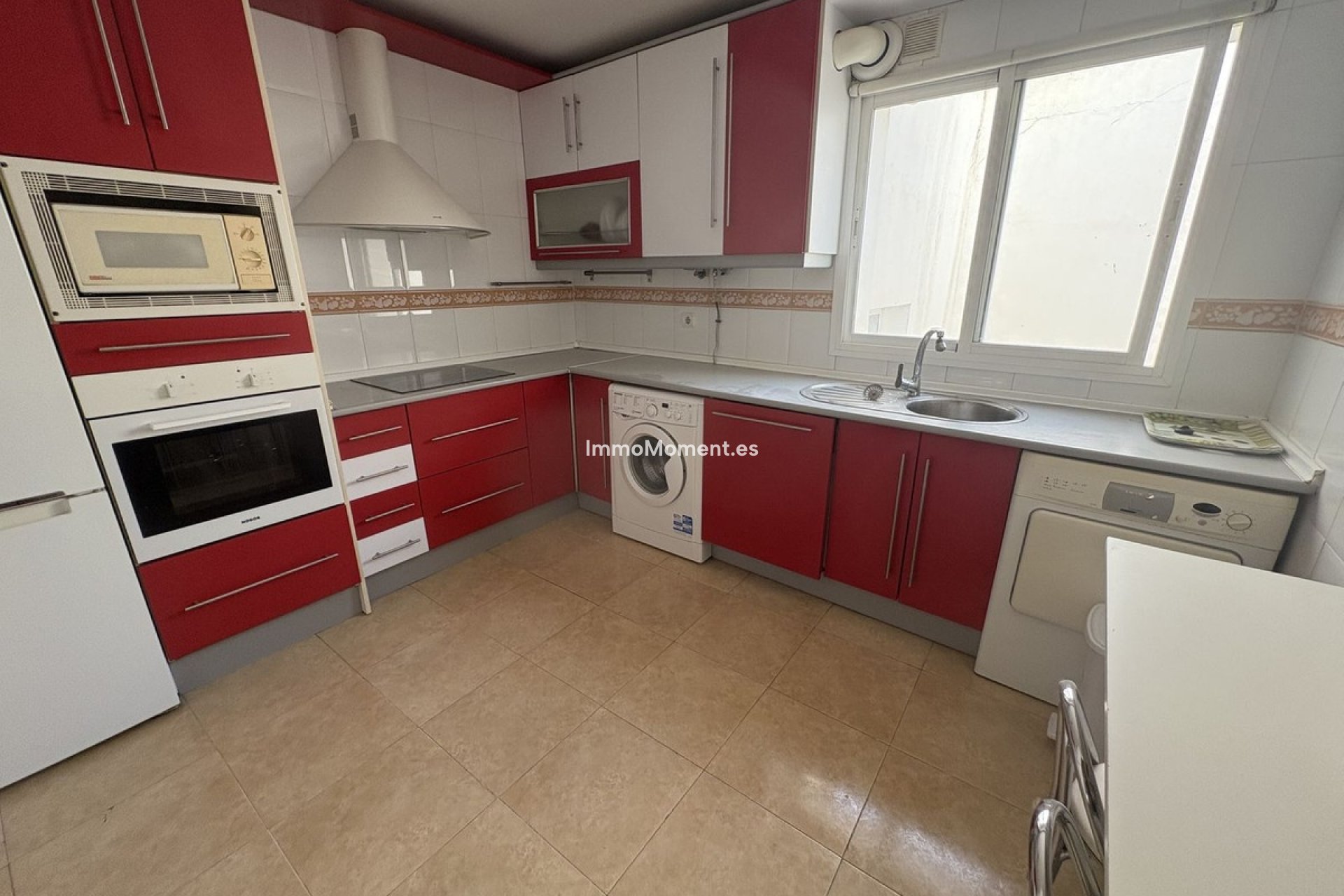 Wiederverkauf - Wohnung -   Inländisch - Alhaurín el Grande Centro