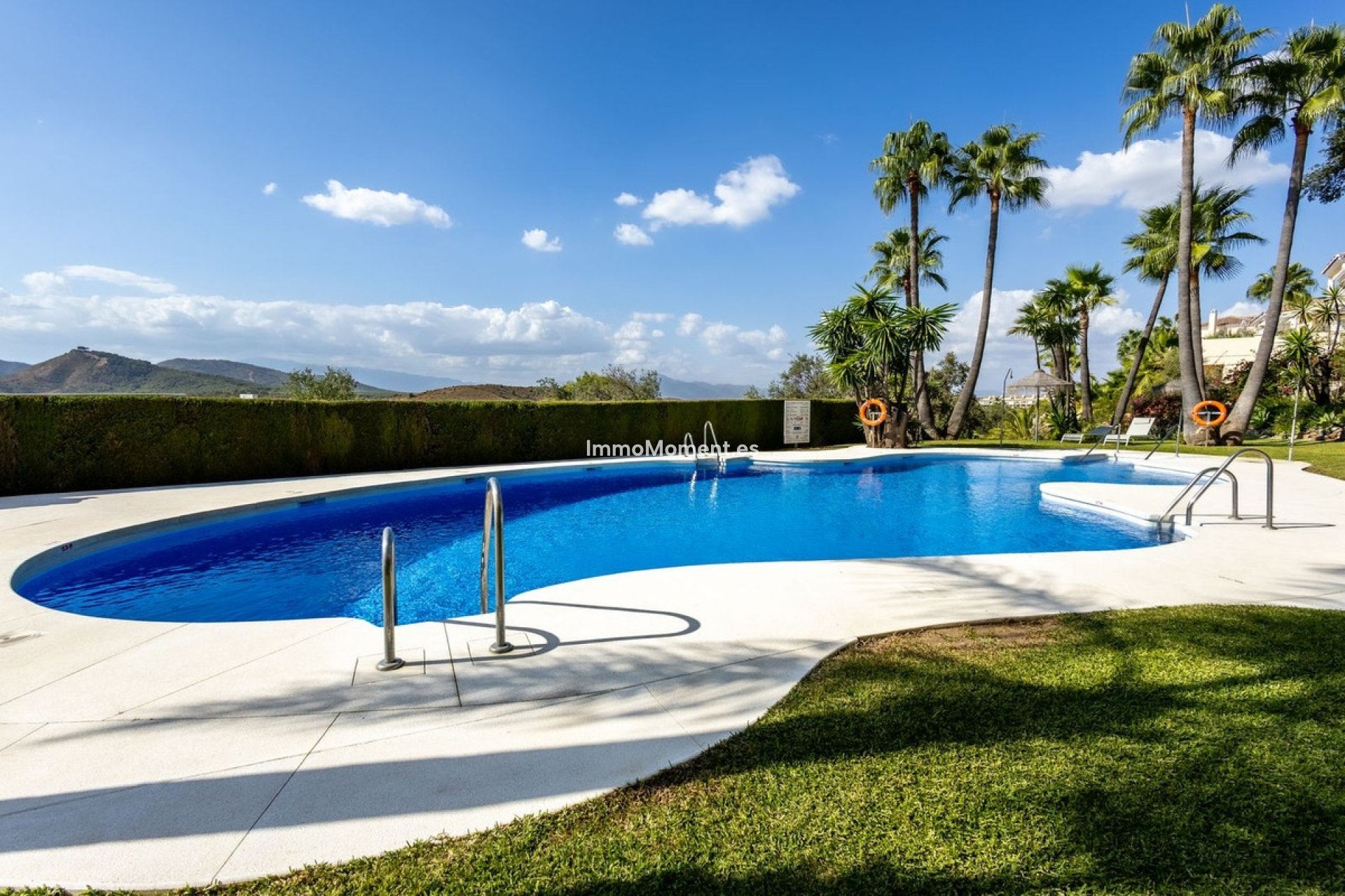 Wiederverkauf - Wohnung -   Inländisch - Alhaurín Golf