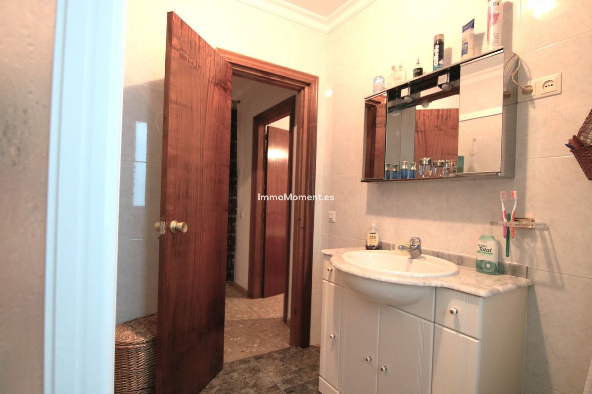 Wiederverkauf - Wohnung -   Inländisch - Guaro