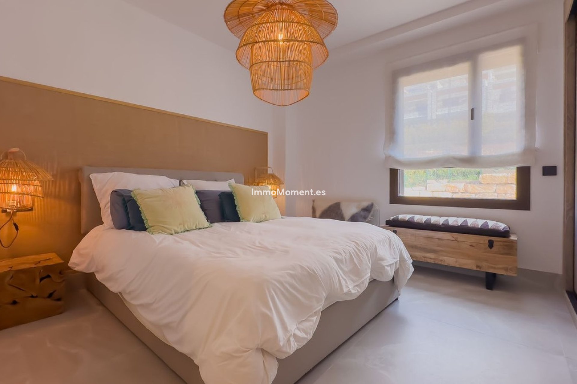 Wiederverkauf - Wohnung -   Inländisch - Istán