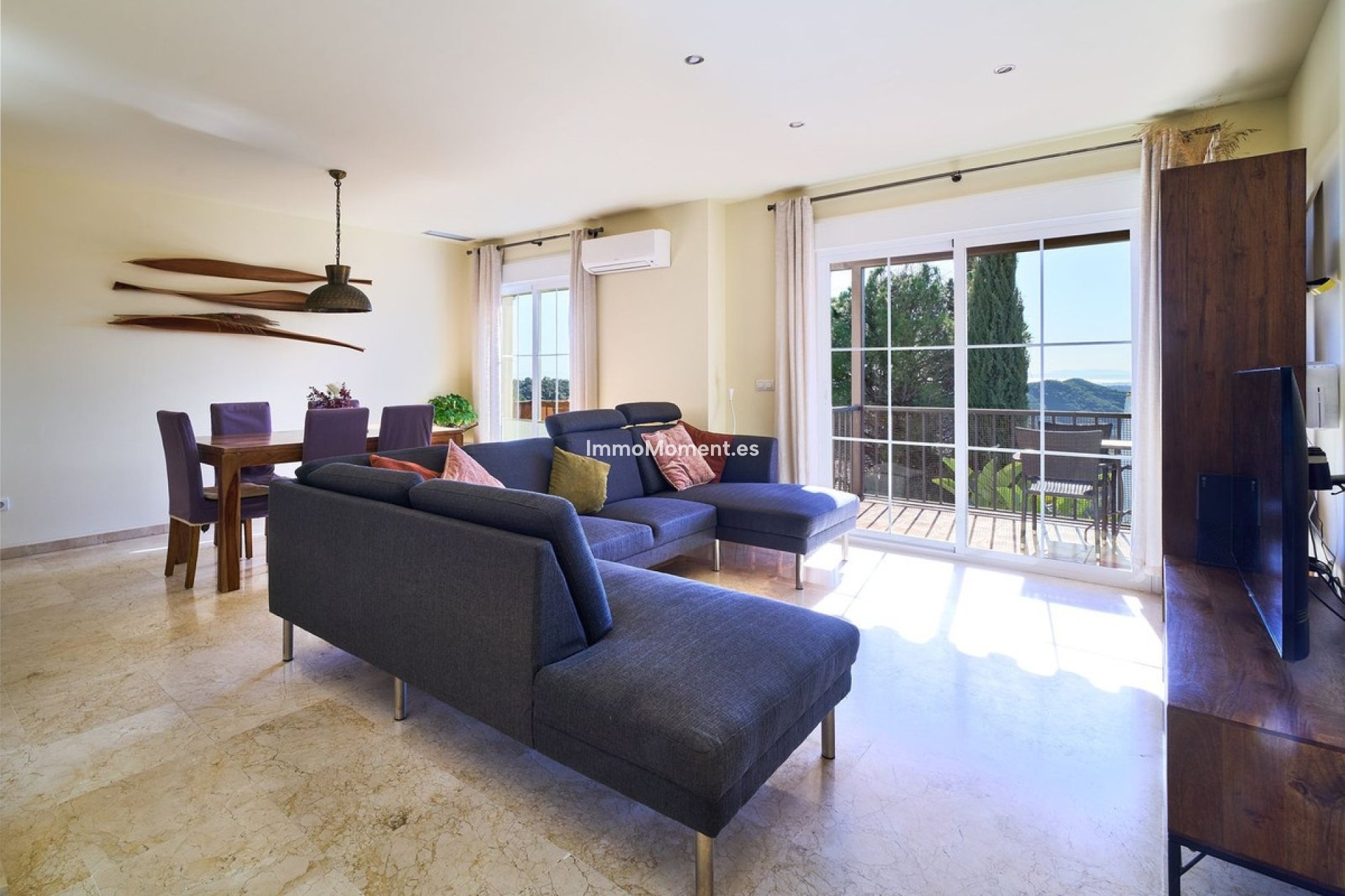 Wiederverkauf - Wohnung -   Inländisch - Istán