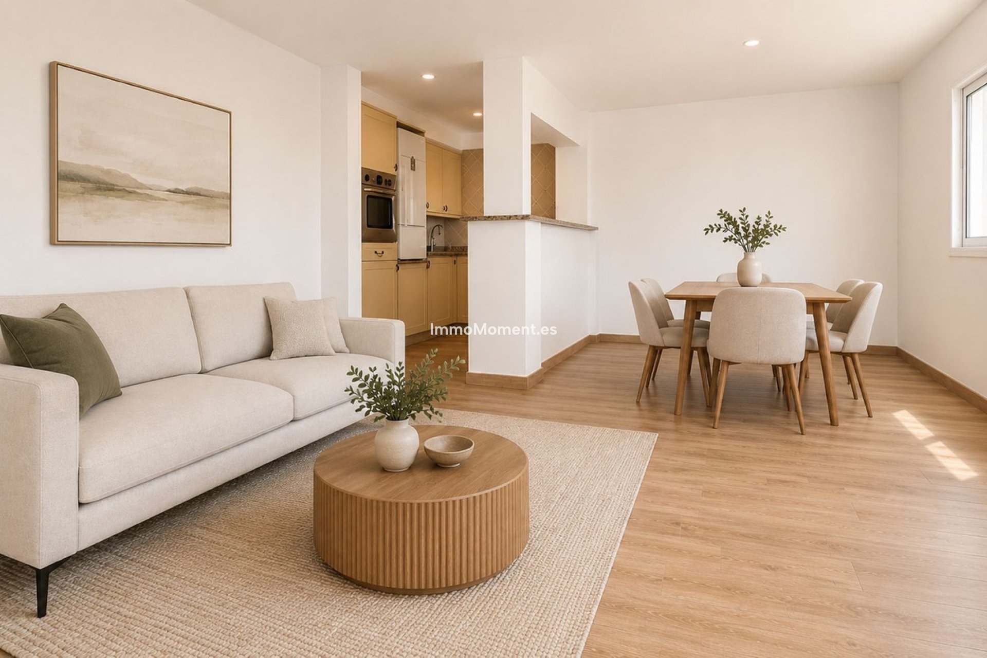 Wiederverkauf - Wohnung -   Inländisch - Istán