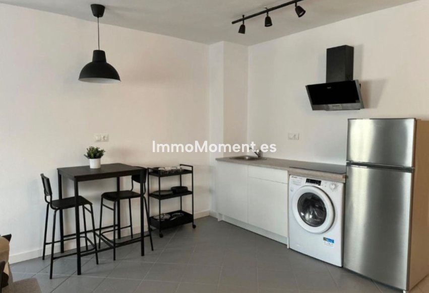 Wiederverkauf - Wohnung -   Inländisch - Monda