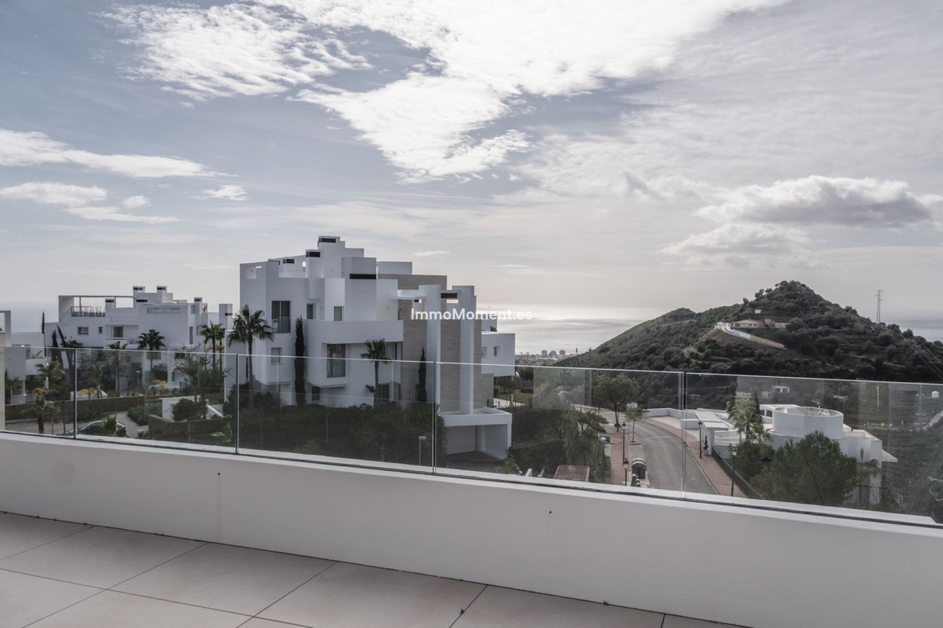 Wiederverkauf - Wohnung -   Inländisch - Ojén