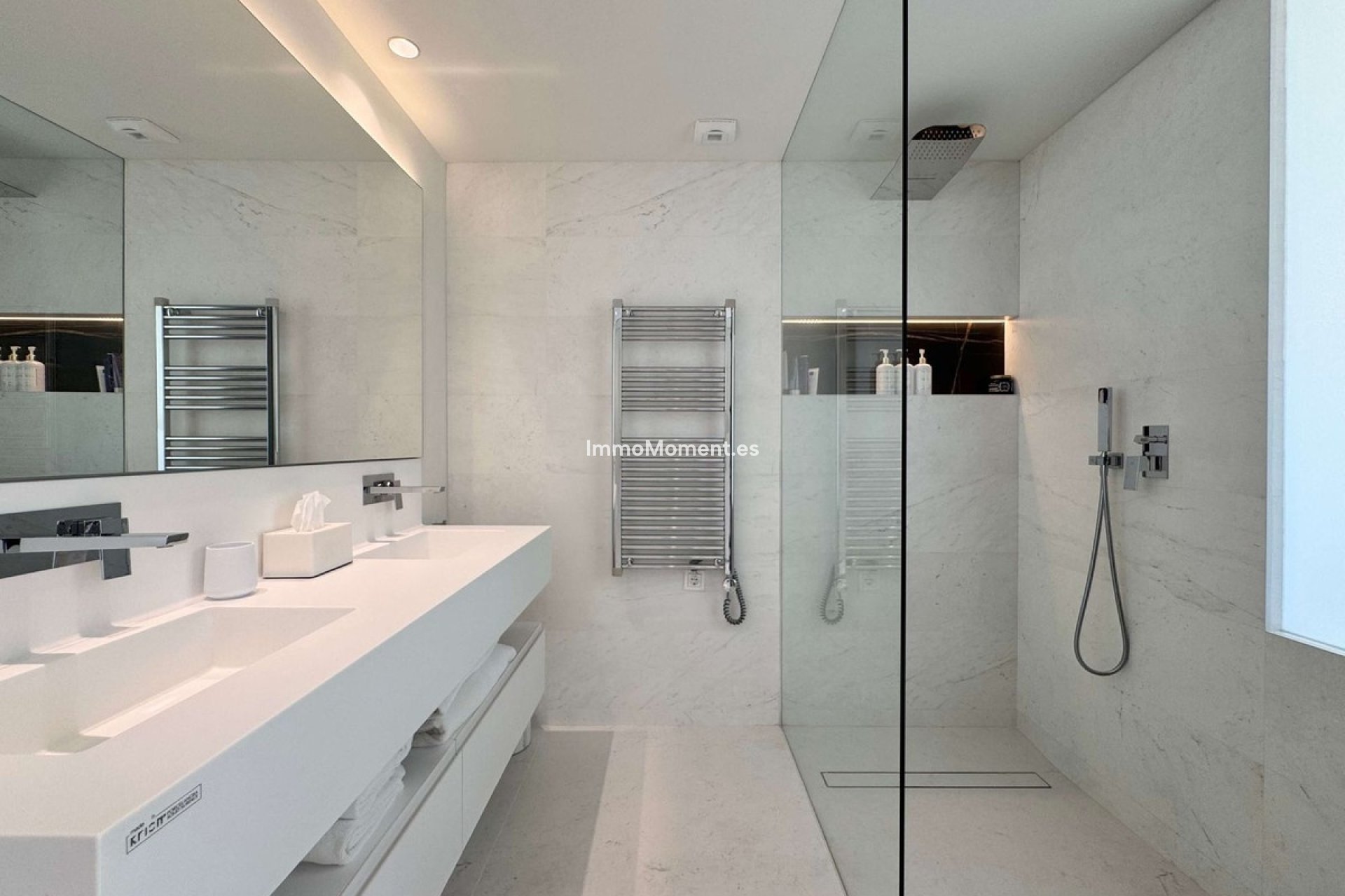 Wiederverkauf - Wohnung -   Inländisch - Ojén