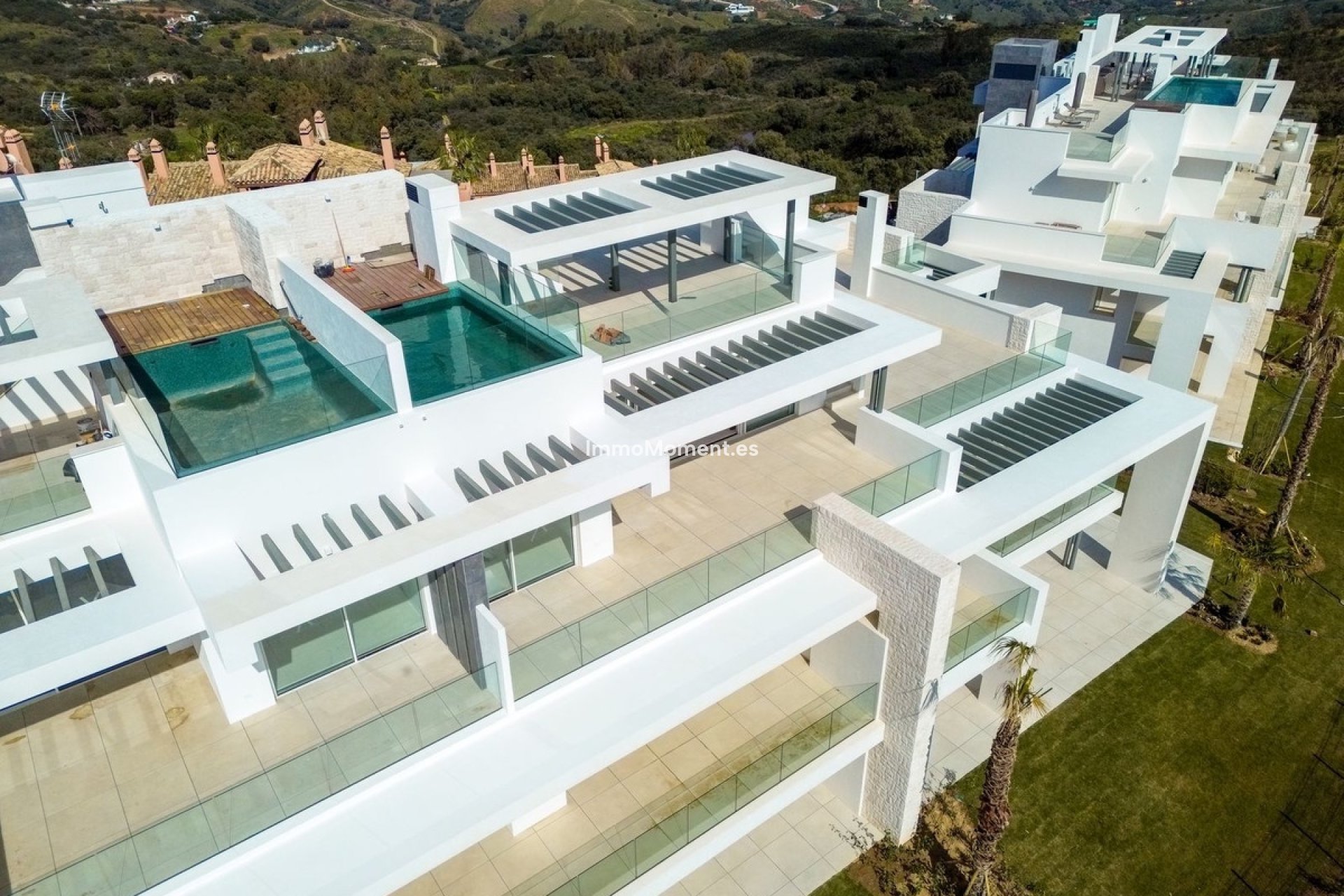 Wiederverkauf - Wohnung -   Inländisch - Ojén