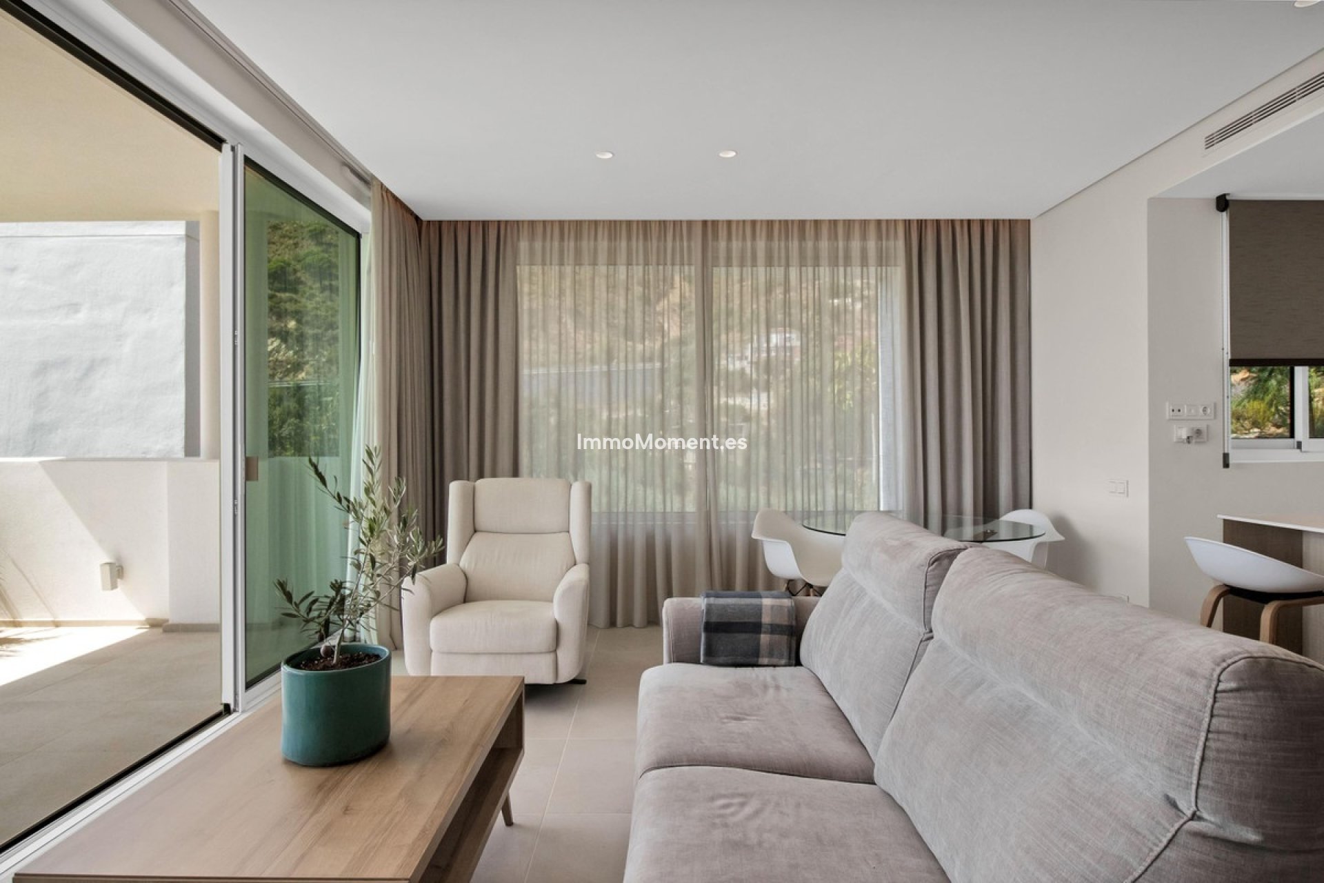 Wiederverkauf - Wohnung -   Inländisch - Ojén