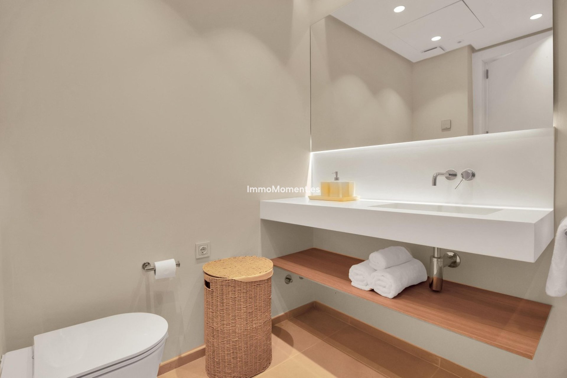 Wiederverkauf - Wohnung -   Inländisch - Ojén