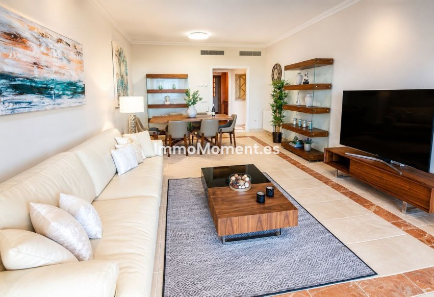 Wiederverkauf - Wohnung - Málaga - Benahavís