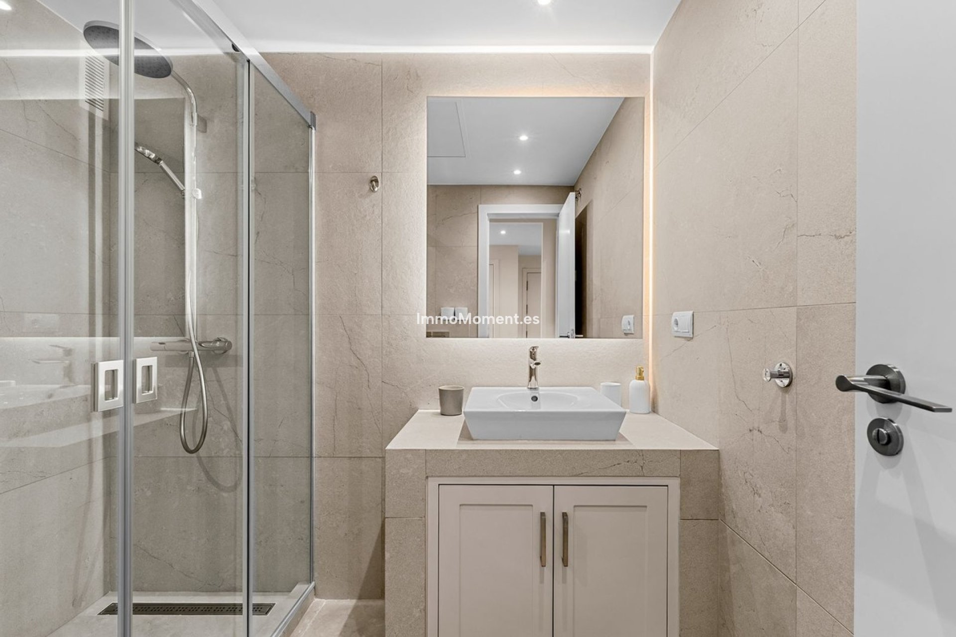 Wiederverkauf - Wohnung - Málaga - Benahavís