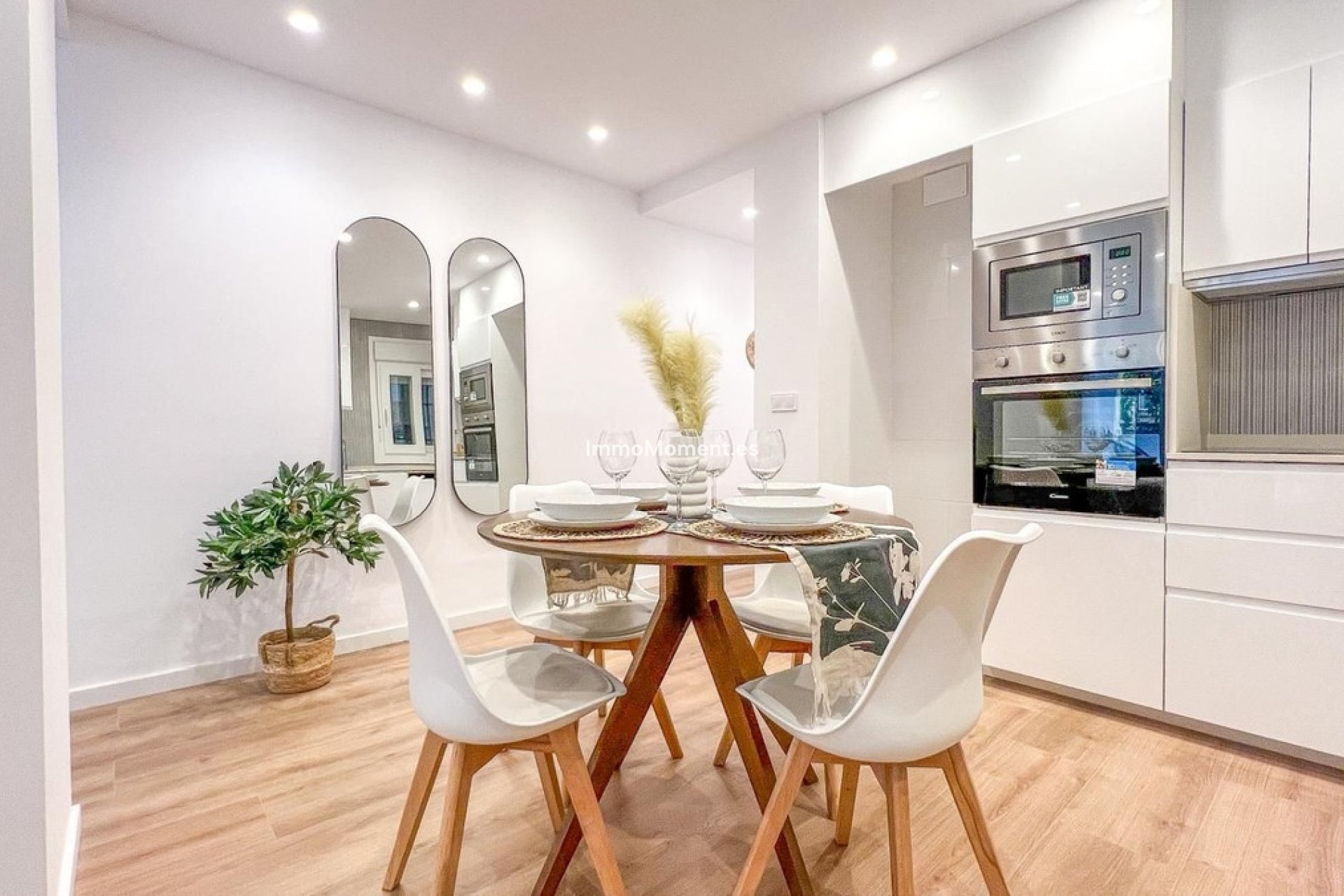 Wiederverkauf - Wohnung - Málaga - Conde de Ureña