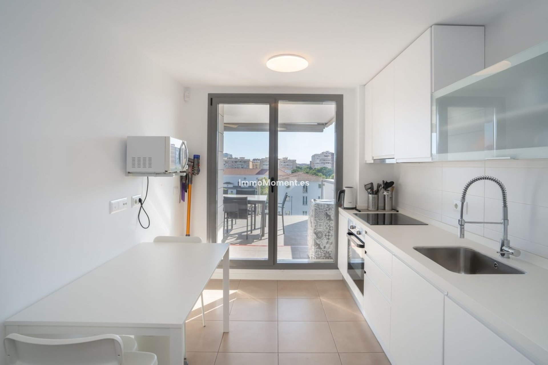 Wiederverkauf - Wohnung - Málaga - Málaga Este