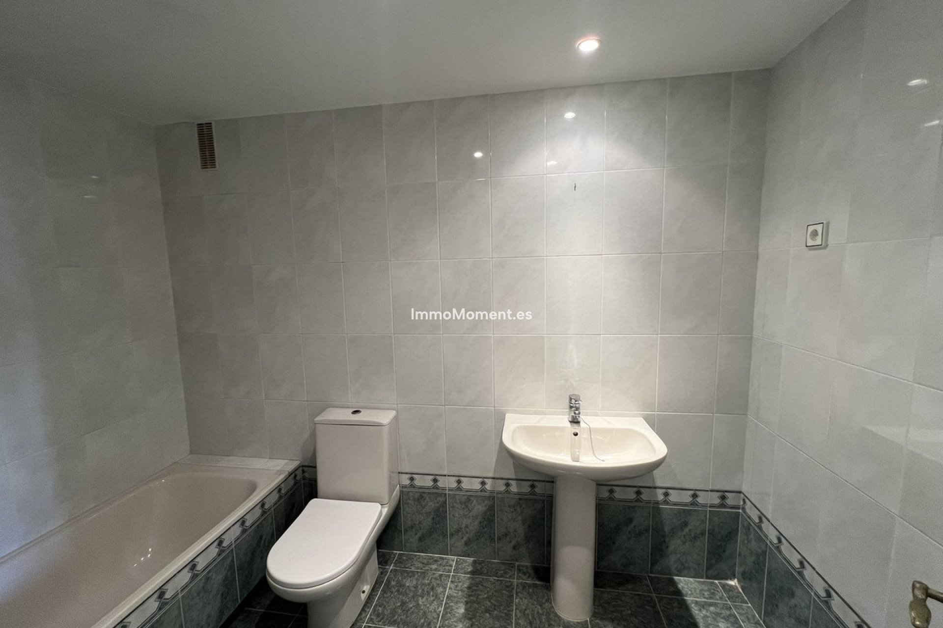 Wiederverkauf - Wohnung - Málaga - Parque Clavero