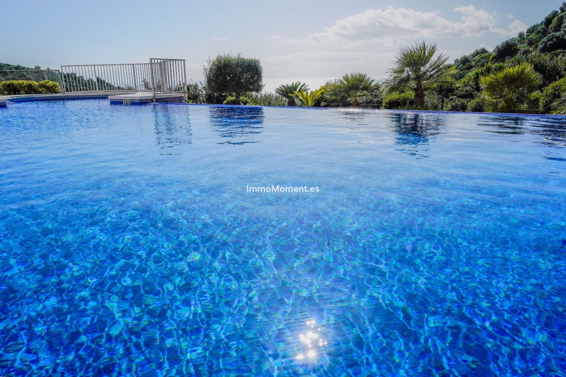 Wiederverkauf - Wohnung - Marbella - Altos de los Monteros