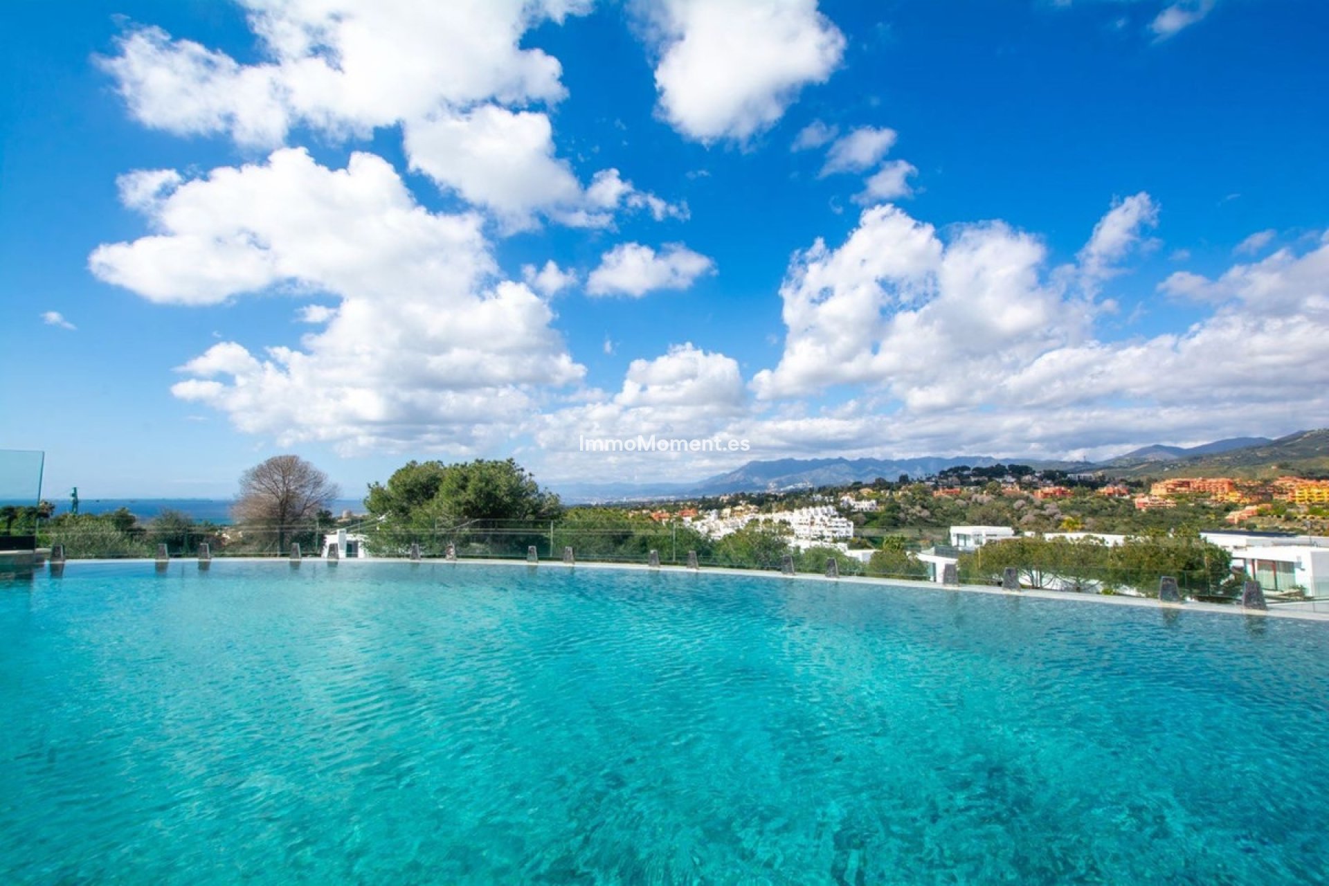 Wiederverkauf - Wohnung - Marbella - Artola