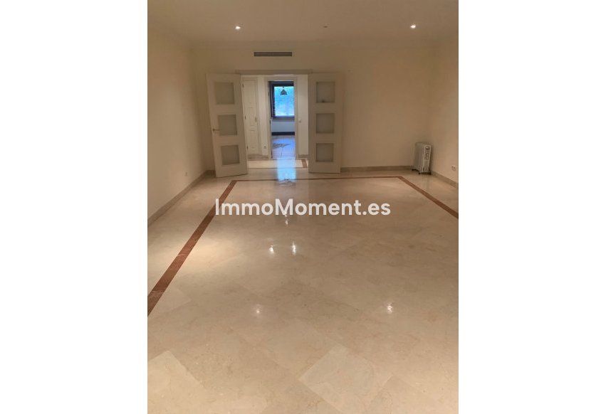 Wiederverkauf - Wohnung - Marbella - Bahía de Marbella