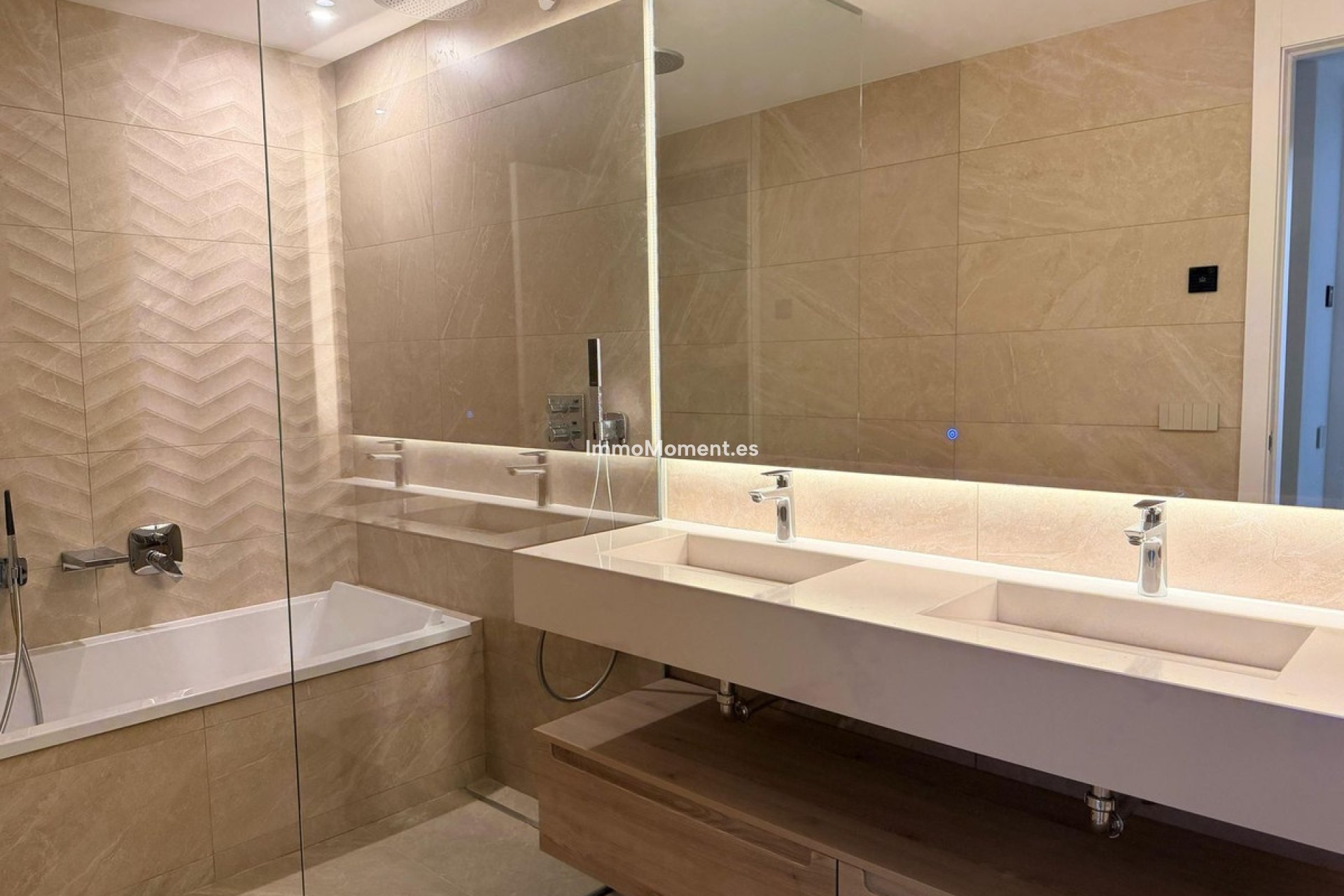 Wiederverkauf - Wohnung - Marbella - Bahía de Marbella