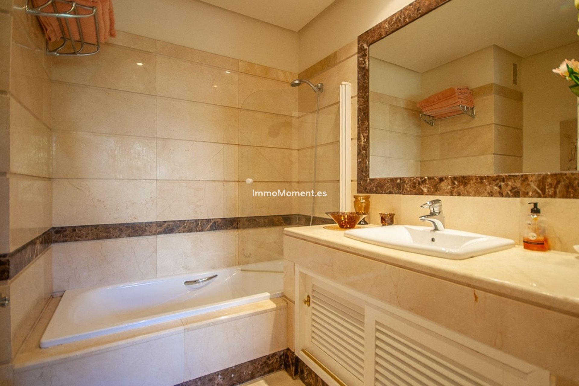 Wiederverkauf - Wohnung - Marbella - Bahía de Marbella