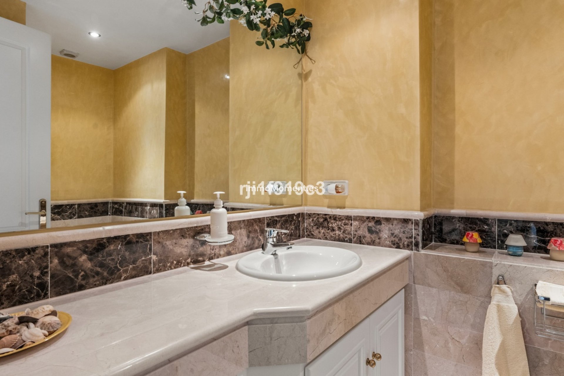 Wiederverkauf - Wohnung - Marbella - Elviria