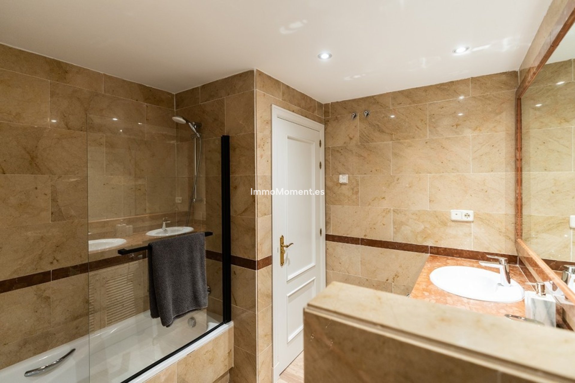 Wiederverkauf - Wohnung - Marbella - Elviria