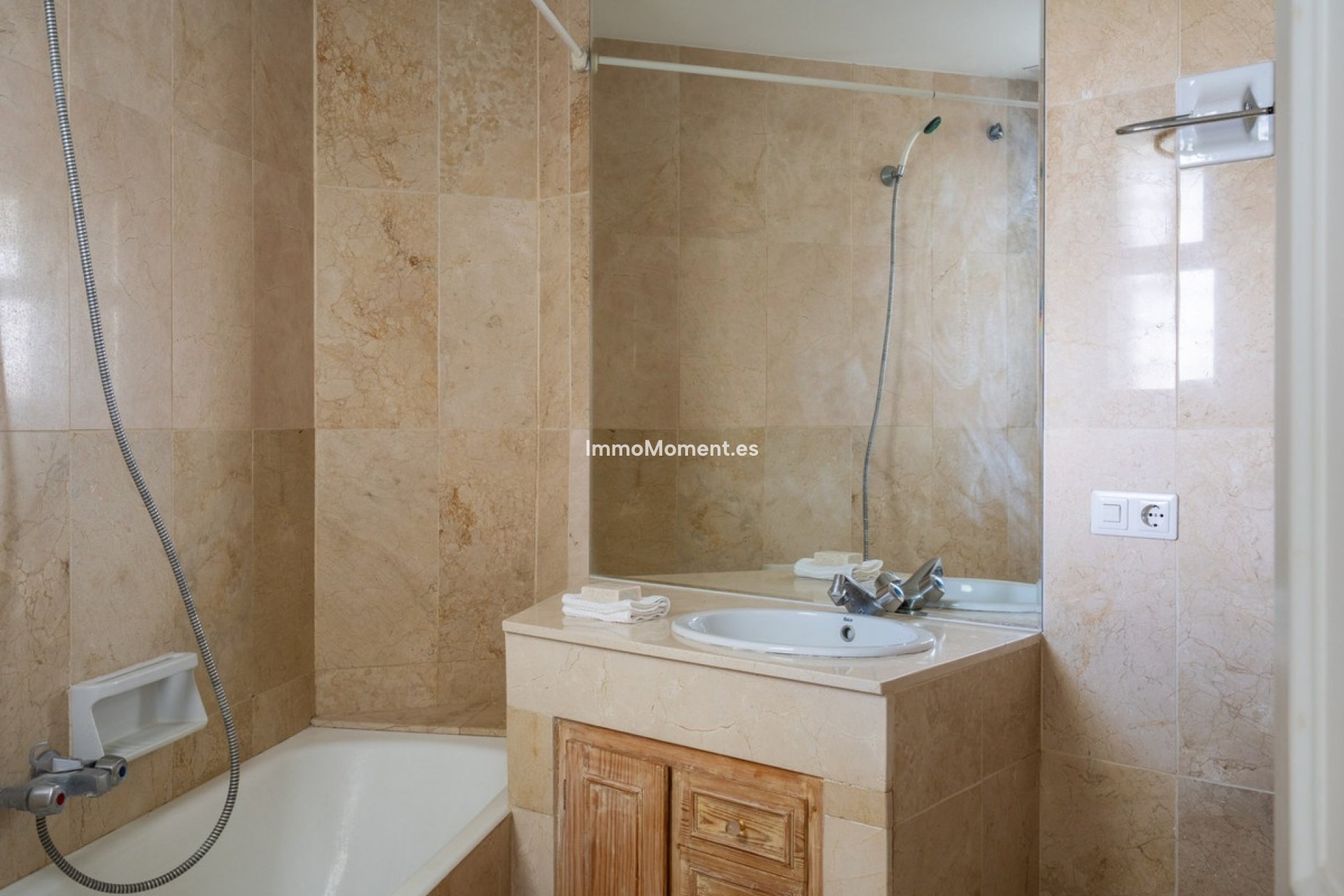 Wiederverkauf - Wohnung - Marbella - Guadalmina Alta