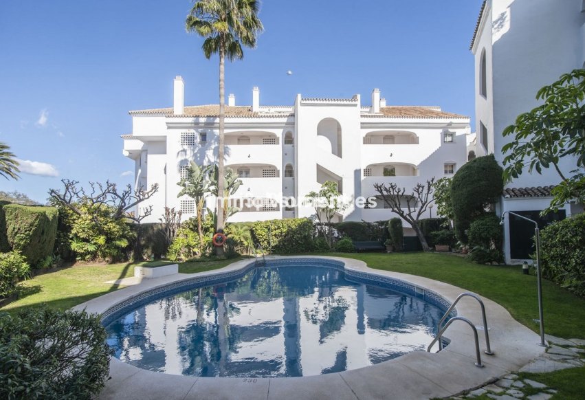 Wiederverkauf - Wohnung - Marbella - Guadalmina Baja