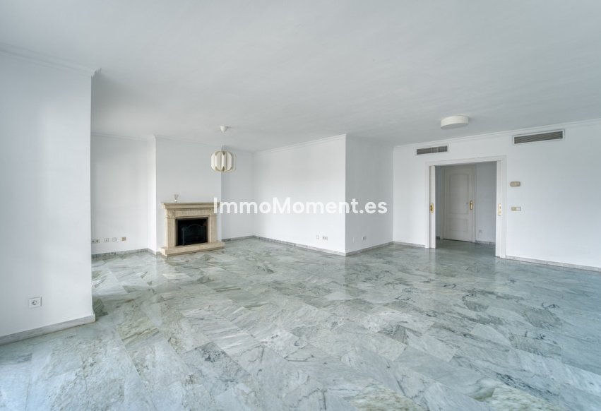 Wiederverkauf - Wohnung - Marbella - Guadalmina Baja