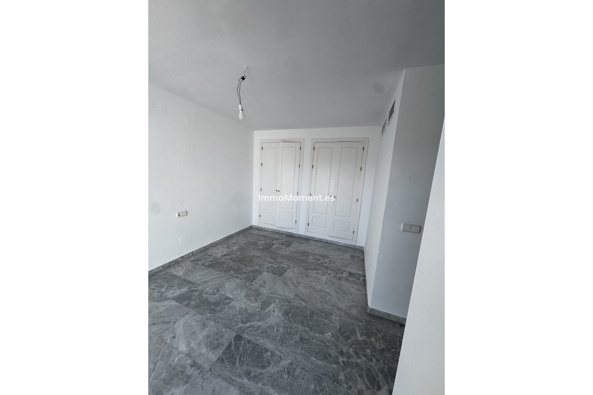 Wiederverkauf - Wohnung - Marbella - Guadalmina Baja