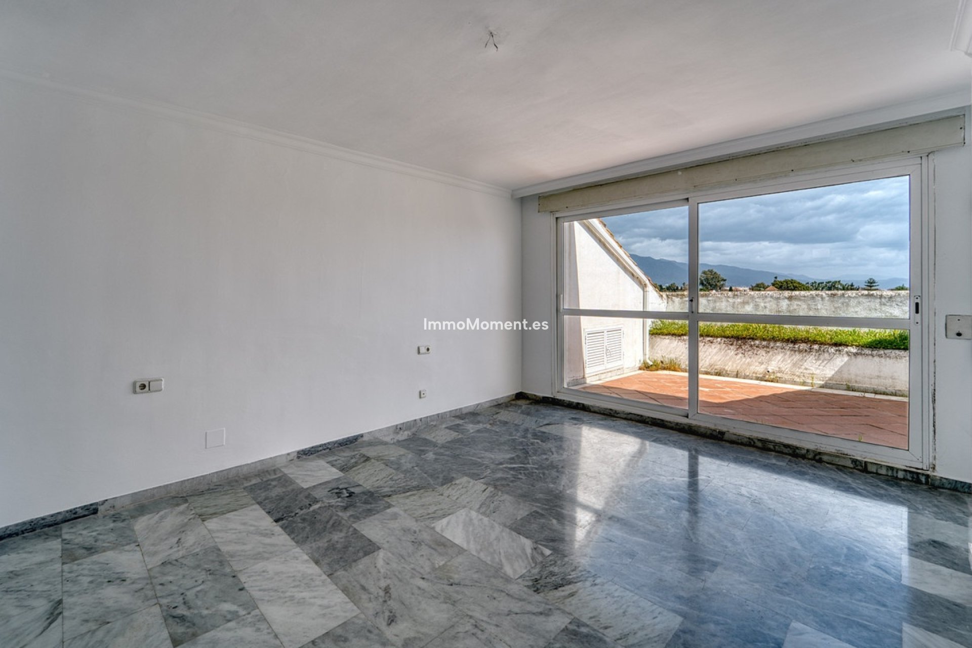 Wiederverkauf - Wohnung - Marbella - Guadalmina Baja