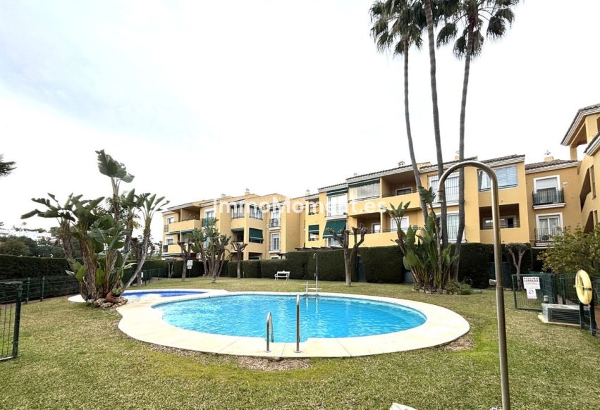 Wiederverkauf - Wohnung - Marbella - Guadalmina Baja