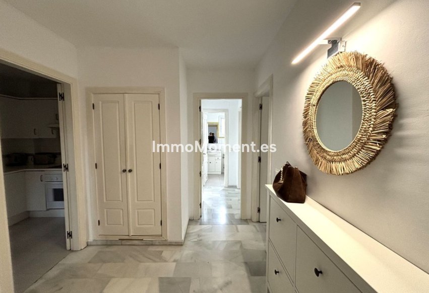 Wiederverkauf - Wohnung - Marbella - Guadalmina Baja
