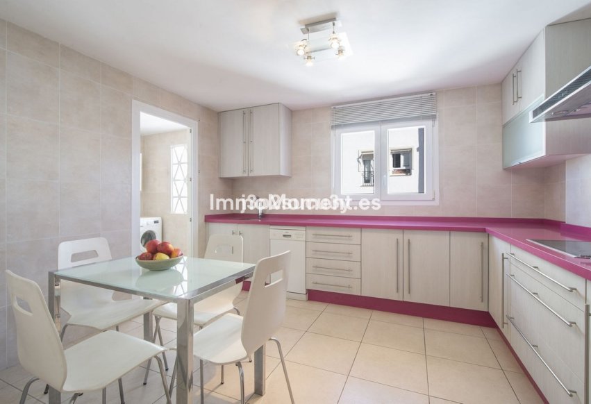 Wiederverkauf - Wohnung - Marbella - La Campana