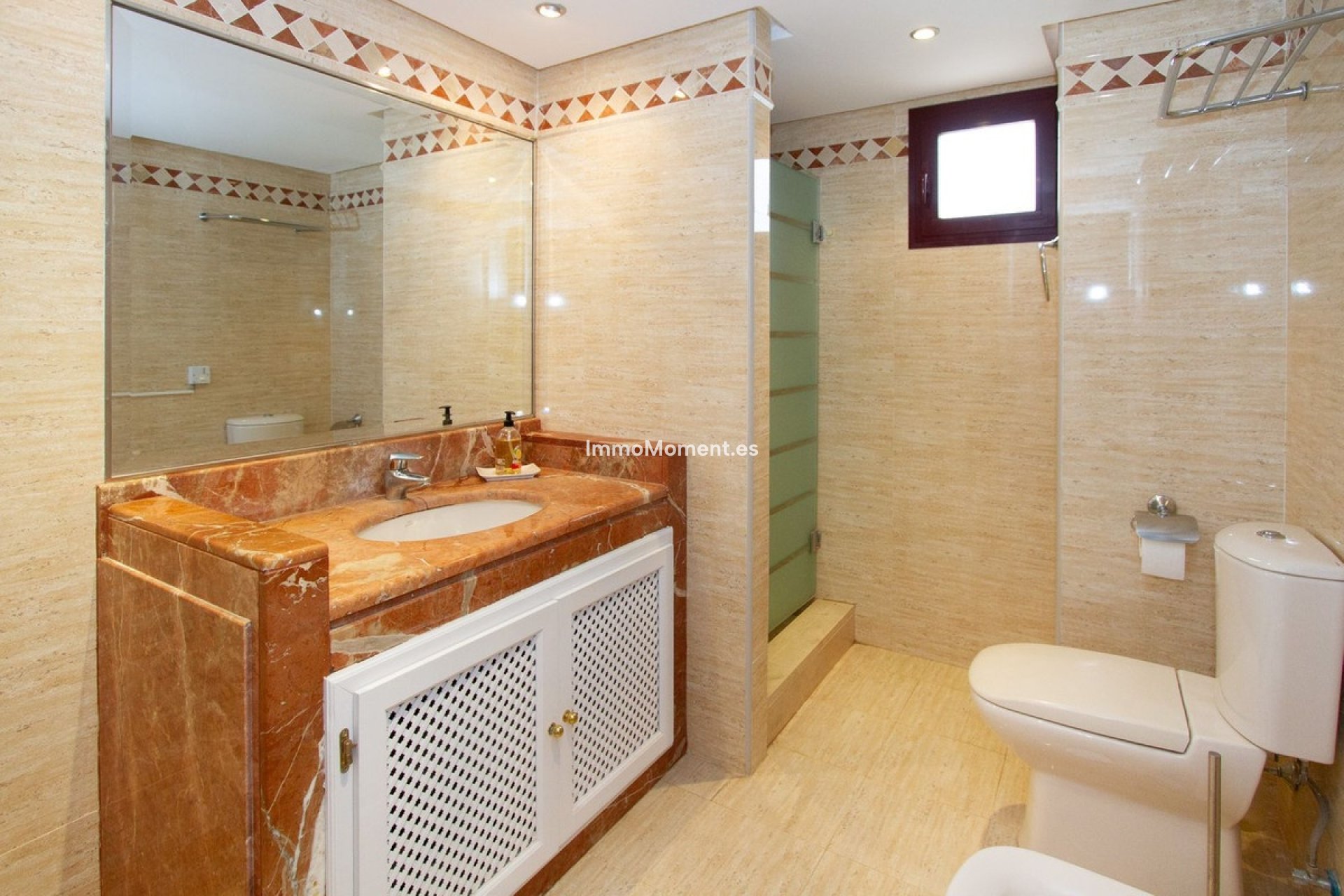 Wiederverkauf - Wohnung - Marbella - La Mairena