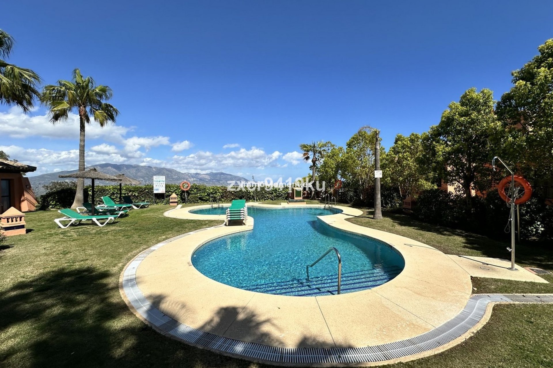 Wiederverkauf - Wohnung - Marbella - La Mairena