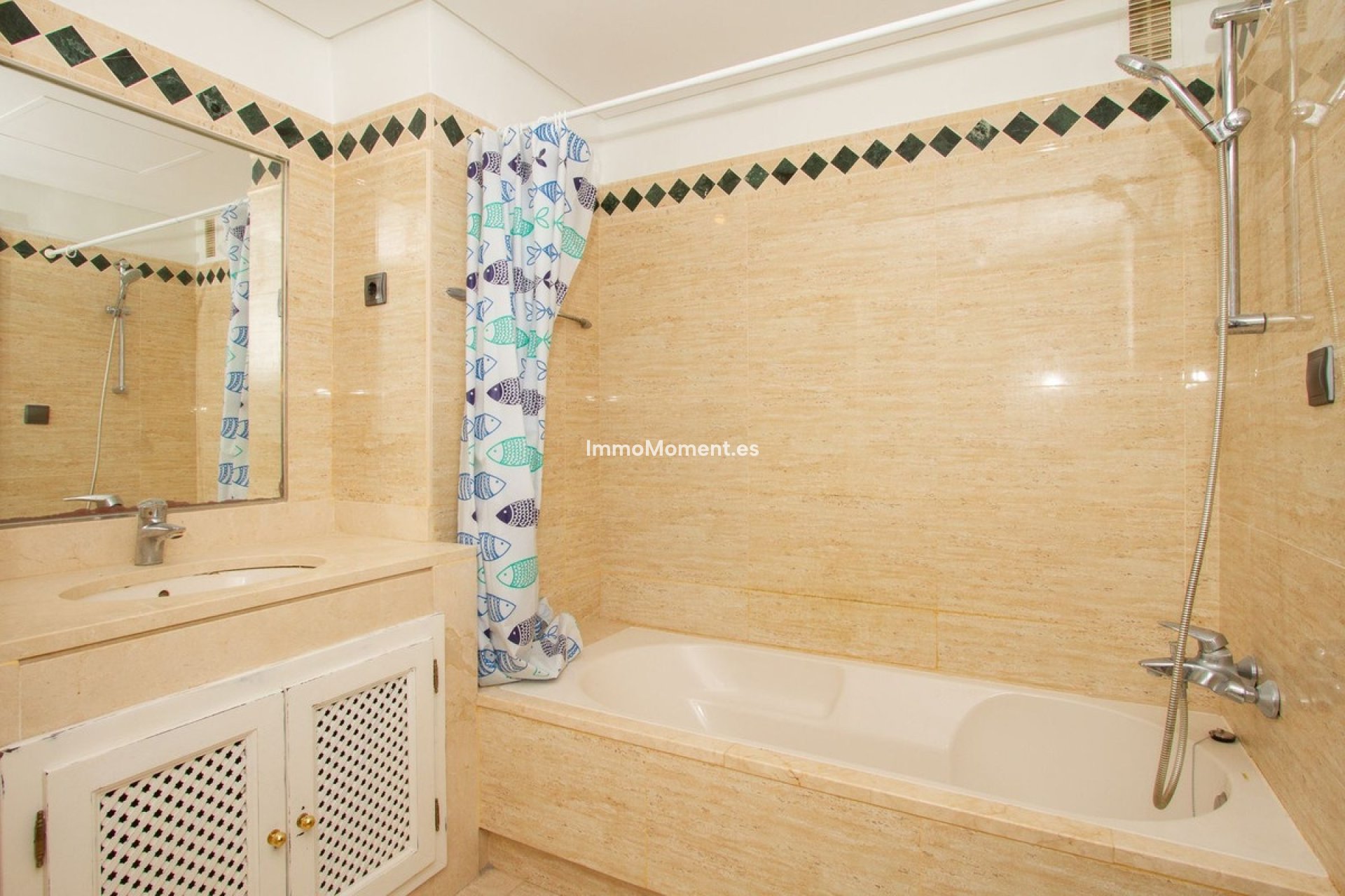 Wiederverkauf - Wohnung - Marbella - La Mairena