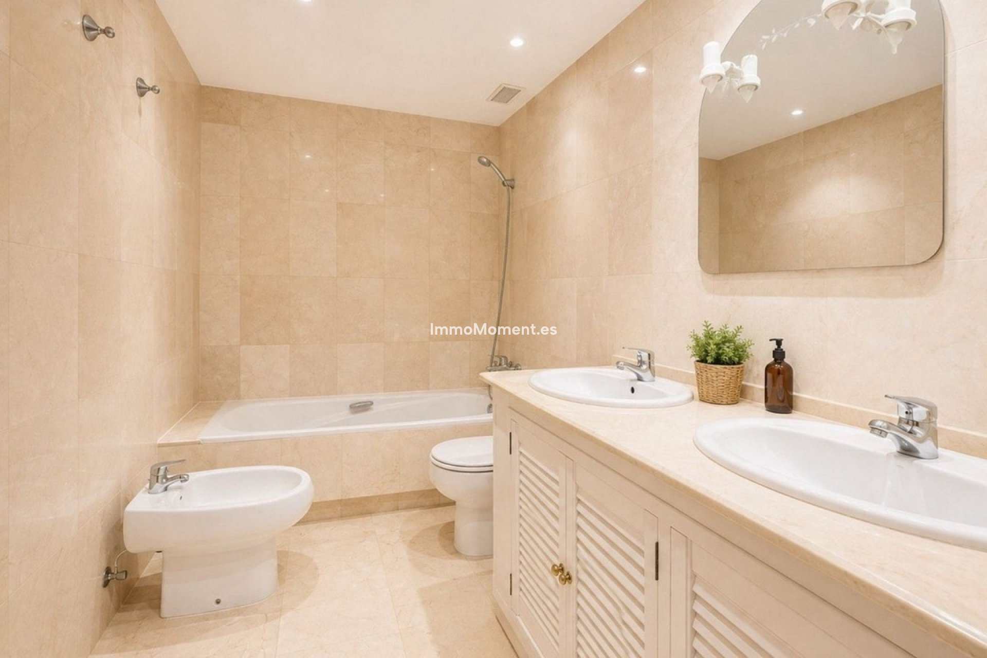 Wiederverkauf - Wohnung - Marbella - Marbella Centro