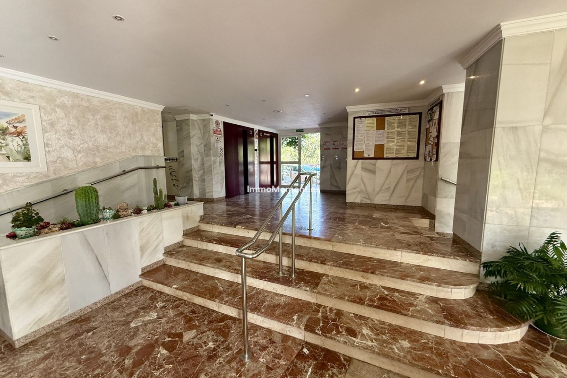 Wiederverkauf - Wohnung - Marbella - Marbesa