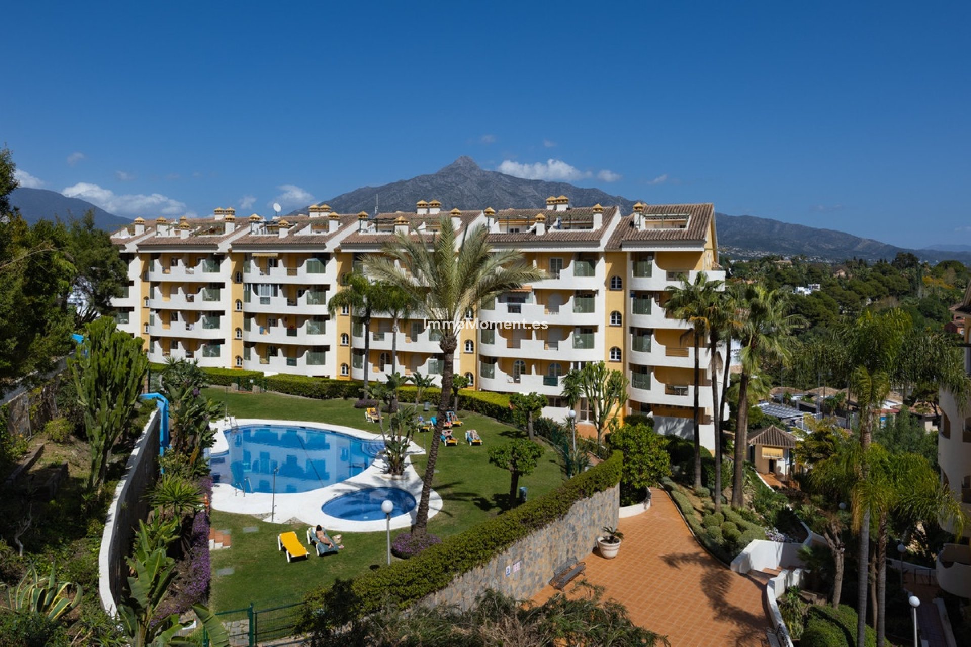 Wiederverkauf - Wohnung - Marbella - Nueva Andalucía