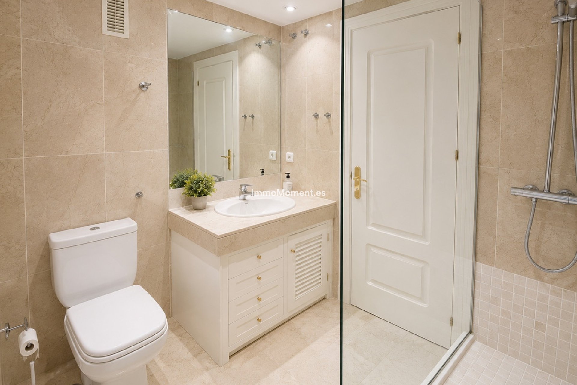 Wiederverkauf - Wohnung - Marbella - Nueva Andalucía