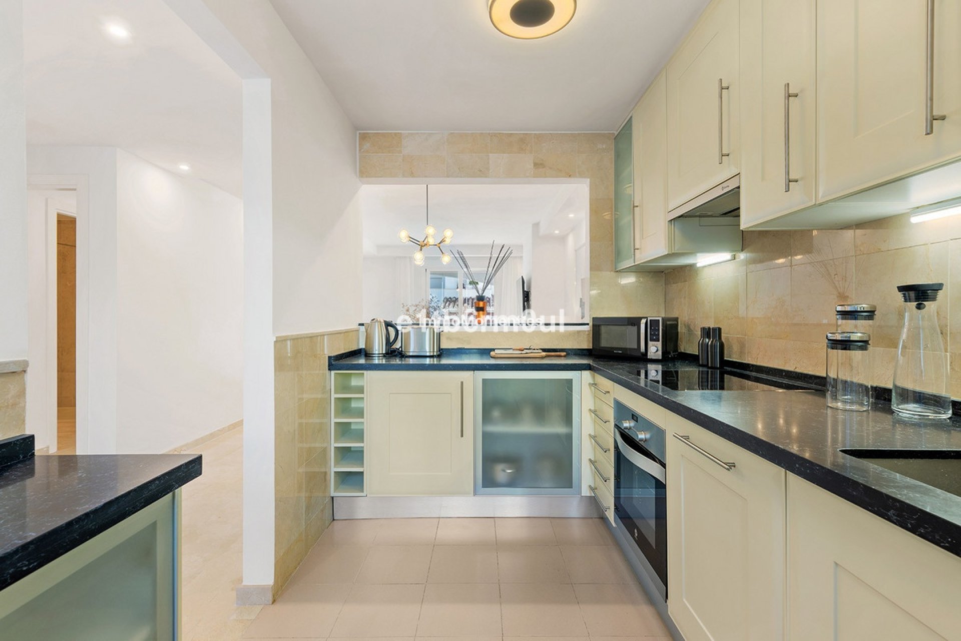 Wiederverkauf - Wohnung - Marbella - Nueva Andalucía