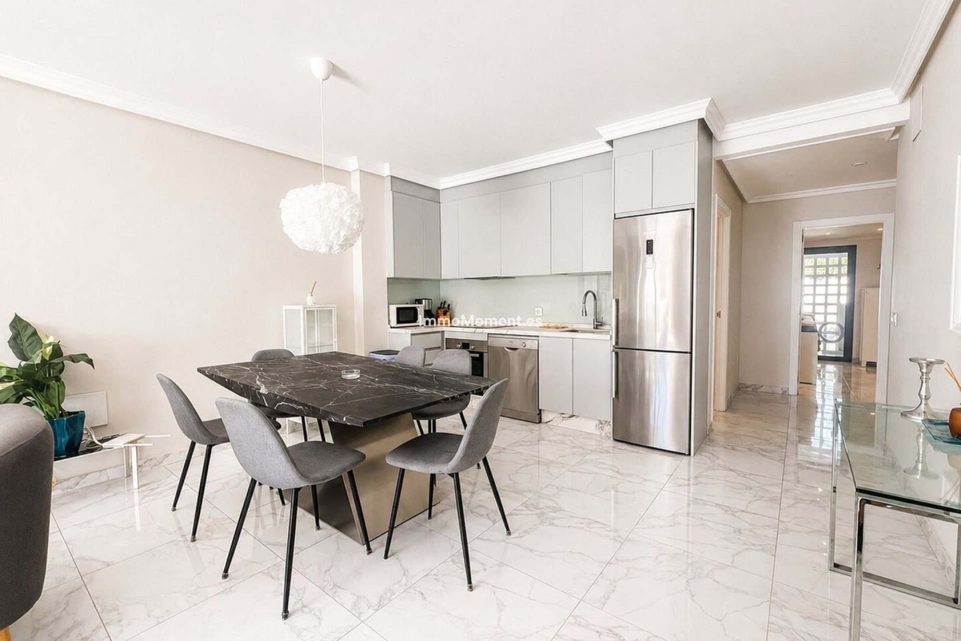 Wiederverkauf - Wohnung - Marbella - Nueva Andalucía