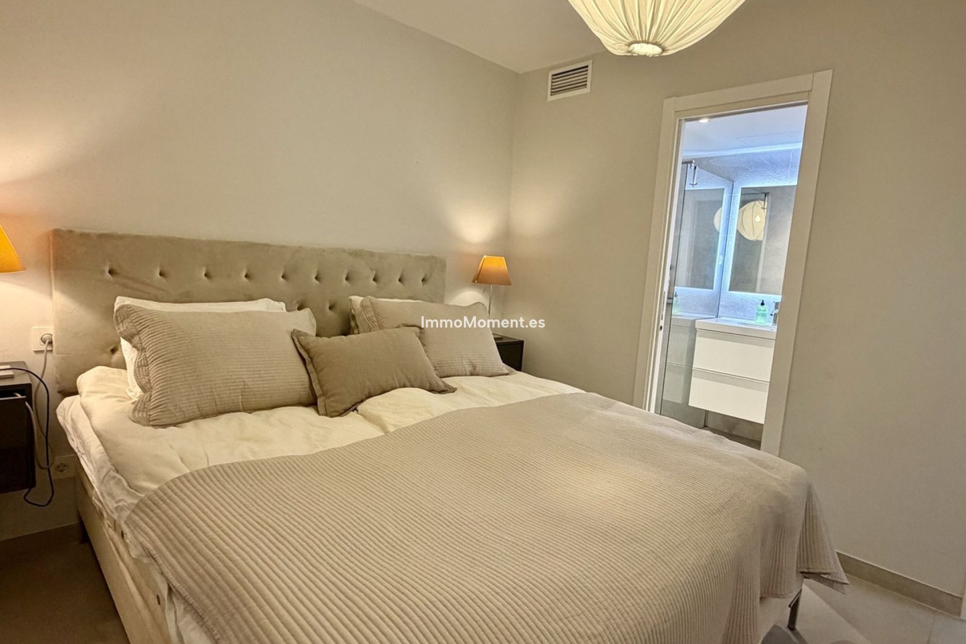 Wiederverkauf - Wohnung - Marbella - Nueva Andalucía