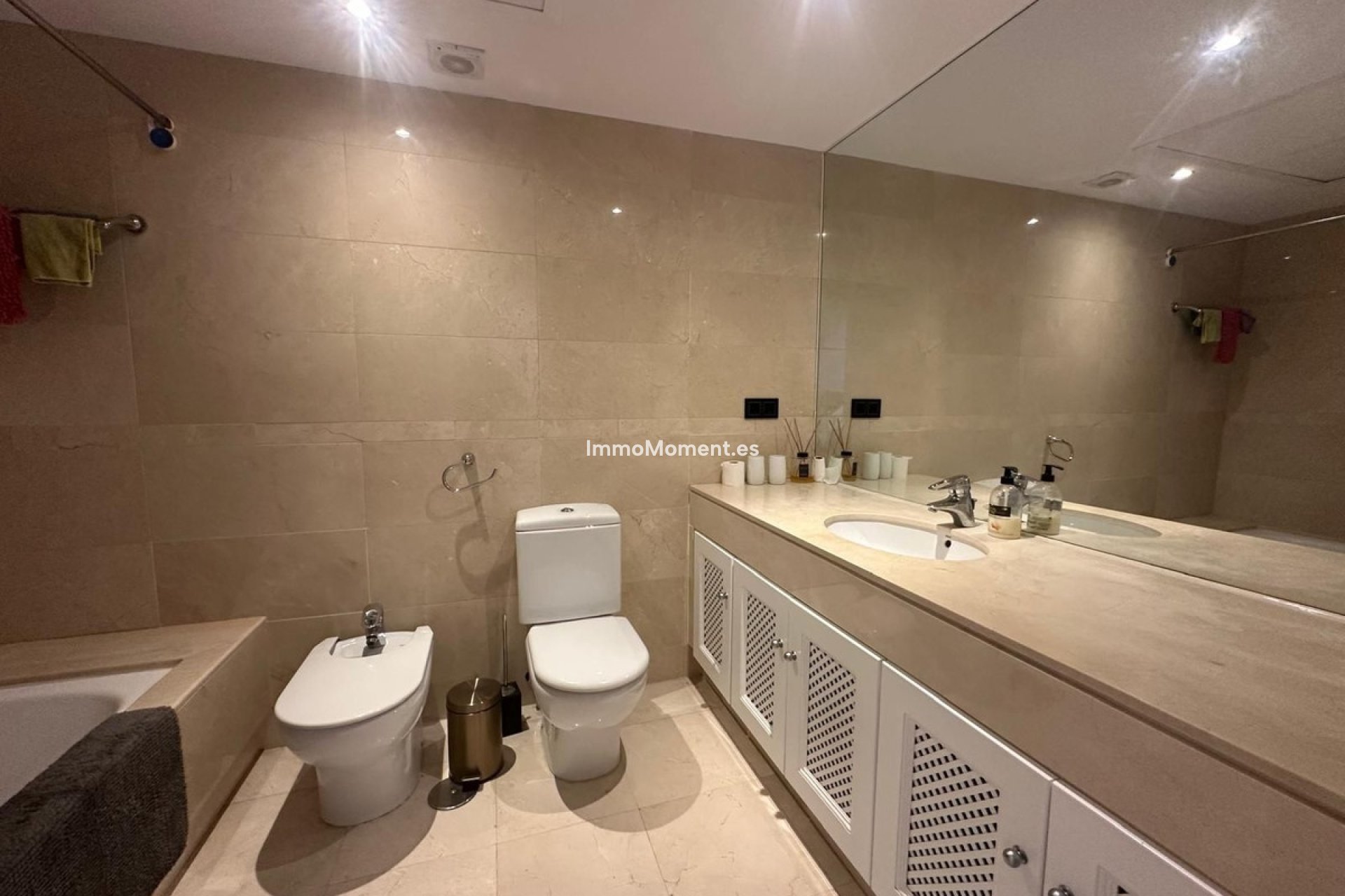 Wiederverkauf - Wohnung - Marbella - Nueva Andalucía